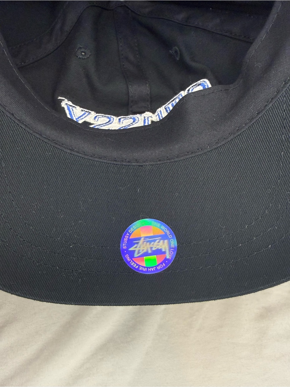 NWT Stüssy Arch Logo Embroidered Strapback Cap Hat Black / Royal Blue - Picture 6 of 6